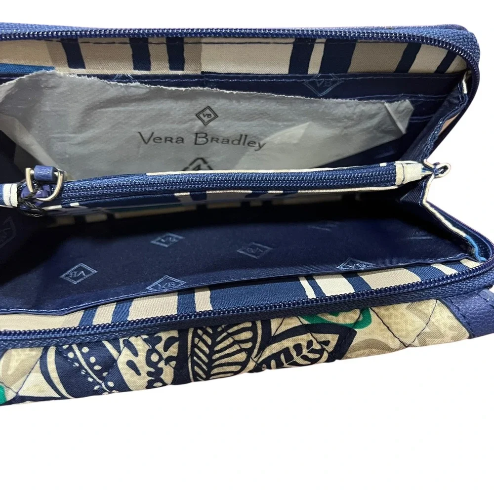 New‎ Vera Bradley Ultimate Wristlet Wallet Clutch Santiago Blue Quilted Floral